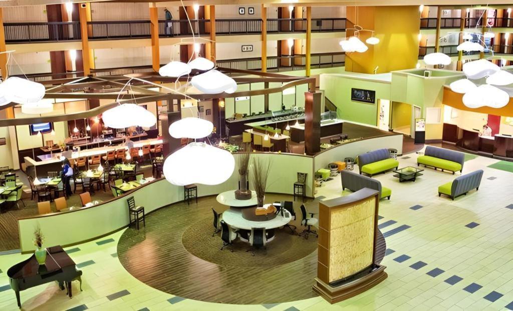 Clarion Hotel & Suites Conference Center Memphis Airport Zewnętrze zdjęcie